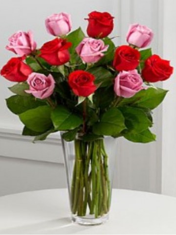 B19-4387 The FTD True Romance Rose Bouquet us74